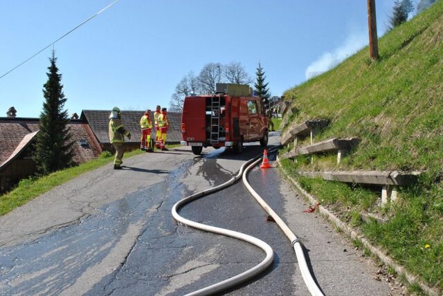 041 - Innerlaterns, Hofstraße - Garagenbrand