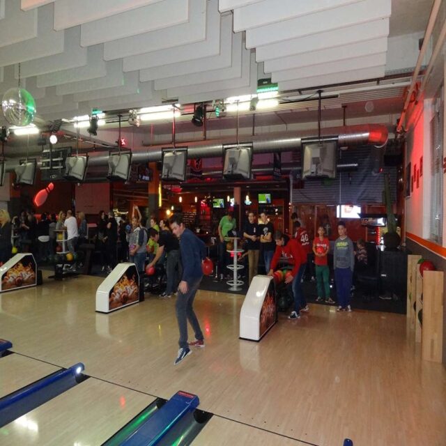 Feuerwehrjugend - Bowlingabend am 13.11.2015