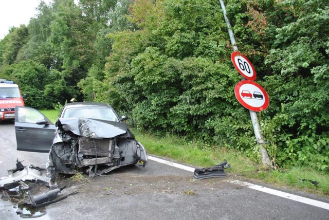 078 - Kreisverkehr Werkstatt Rankweil - Aufräumen nach Verkehrsunfall