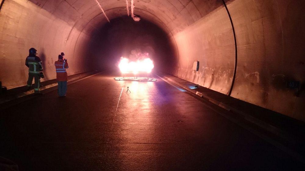 Brand-/Rauchversuch Ambergtunnel