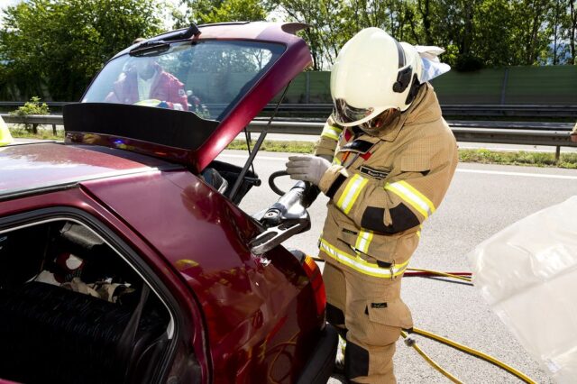 Einsatz 110 - A14 Rheintalautobahn - Verkehrsunfall, eingeklemmte Person