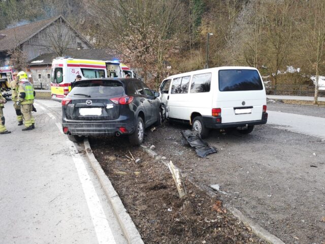 Einsatz 019 - Walgaustraße - Verkehrsunfall, verletzte Personen