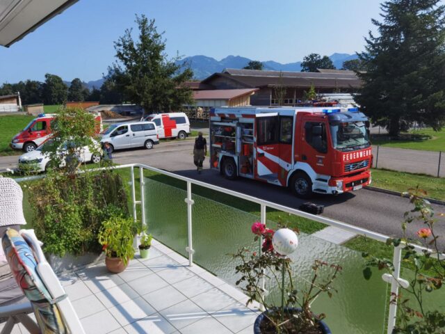 Einsatz 093 - Schweizer Straße - Rauchmelder hörbar, Schmorgeruch