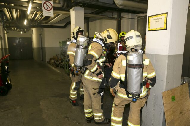 Einsatz 065 - Carl-König-Platz, Elko König - BMA hat ausgelöst