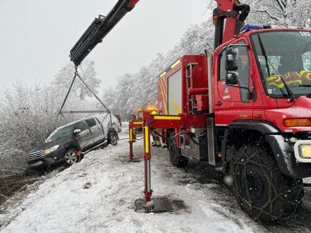 Einsatz 138 - A14, Autobahnauffahrt Rankweil - PKW über Fahrbahnrand geraten