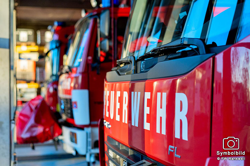 004 – Bifangstraße 42- Wohnungsschlüssel in Liftschacht gefallen, Hilfe erbeten