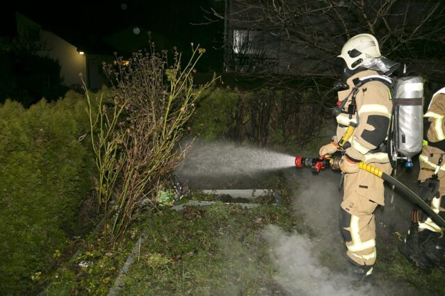 Einsatz 149 - Stiegstraße - Heckenbrand