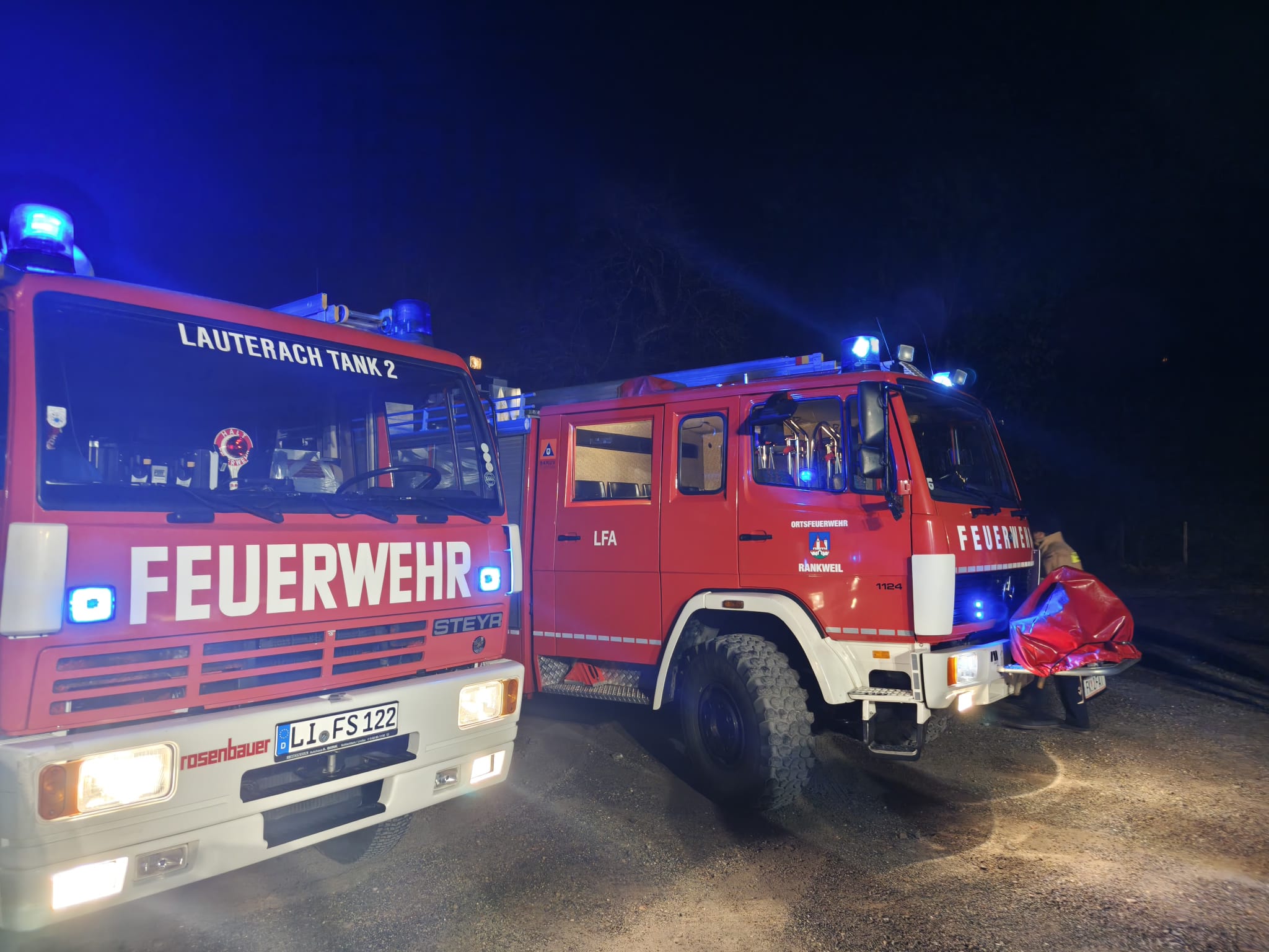 Leihgabe von Löschfahrzeugen an die Feuerwehr Simmerberg (DE) nach Brand des Feuerwehrhauses